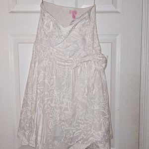 White patterned dress